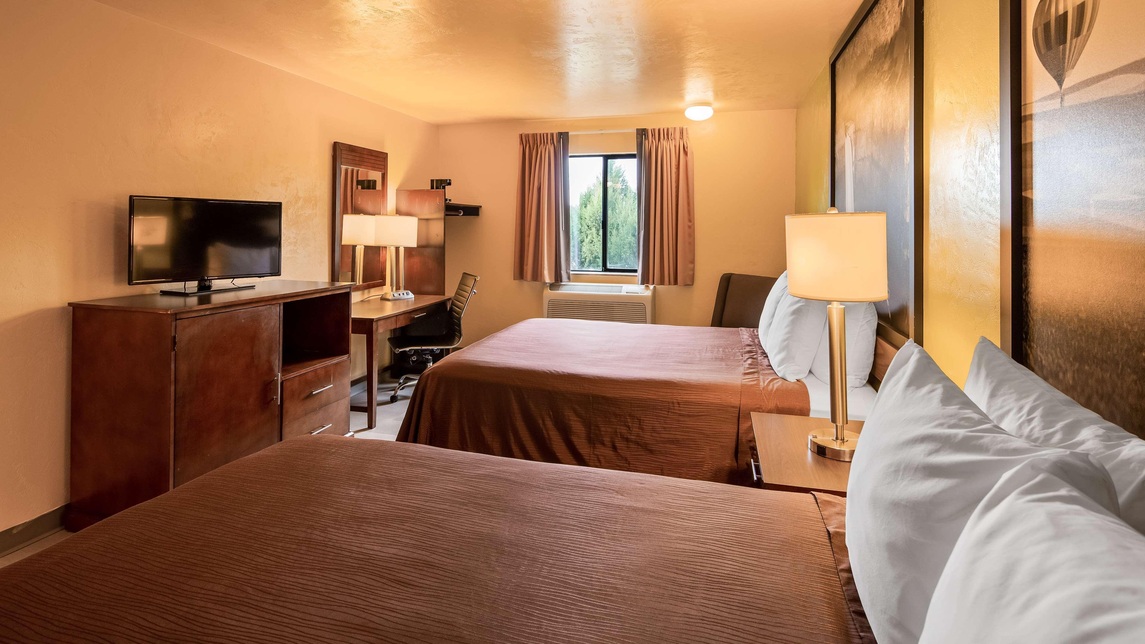 Surestay Hotel By Best Western Елленсберґ Екстер'єр фото