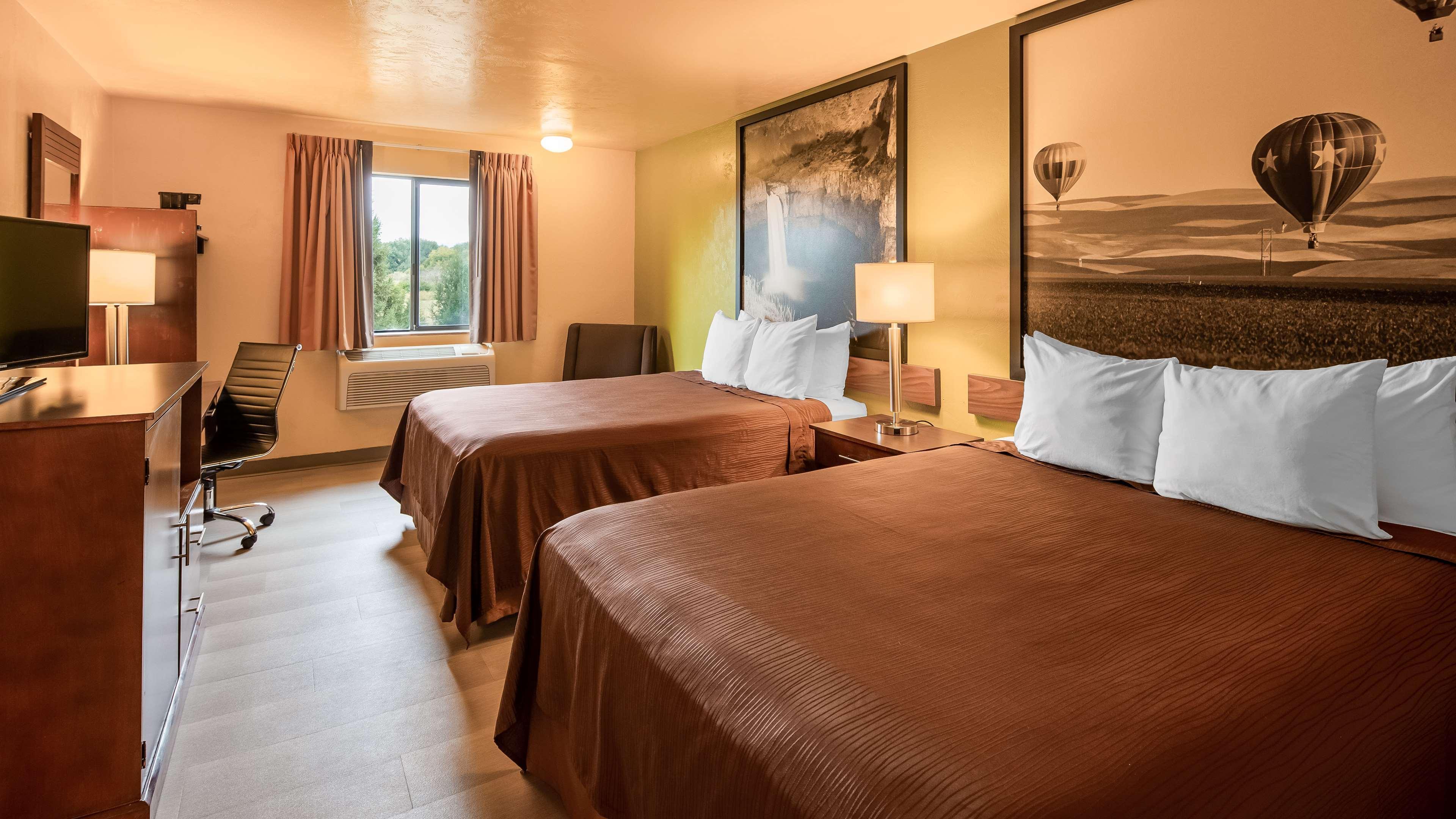 Surestay Hotel By Best Western Елленсберґ Екстер'єр фото