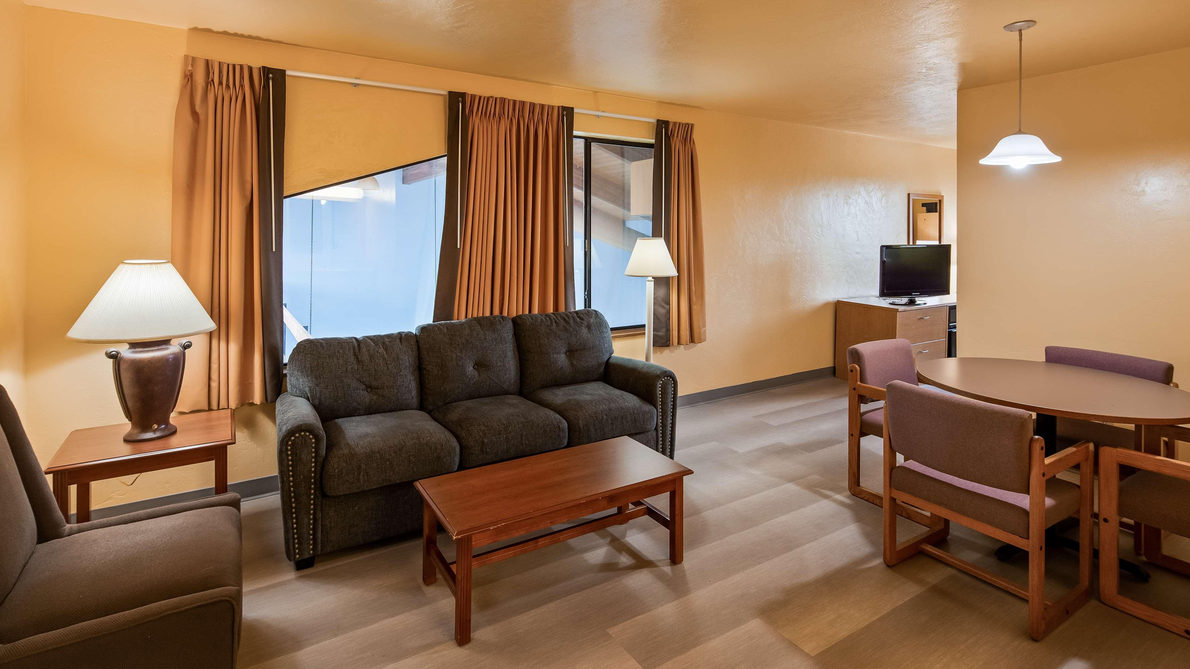 Surestay Hotel By Best Western Елленсберґ Екстер'єр фото
