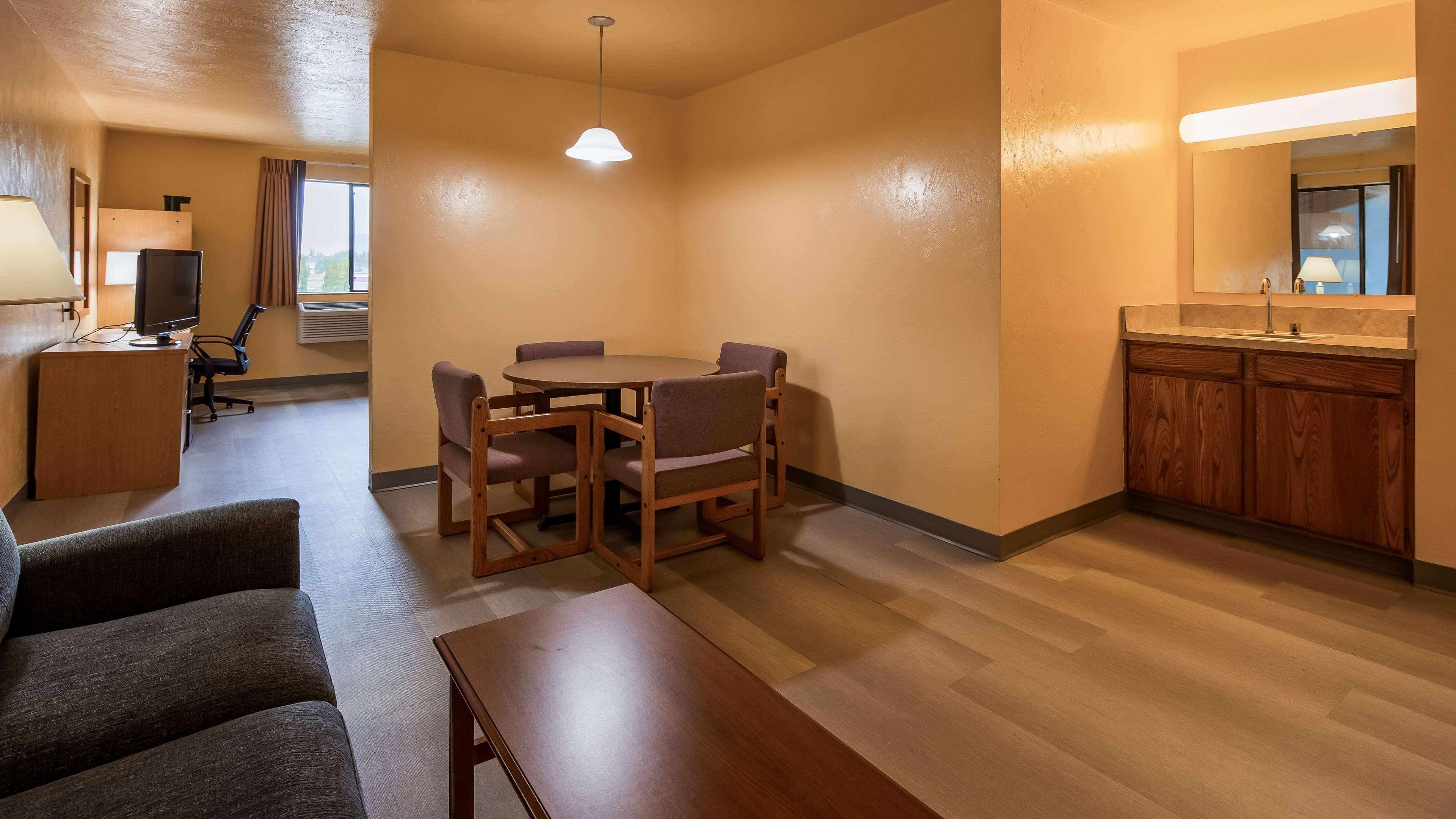 Surestay Hotel By Best Western Елленсберґ Екстер'єр фото